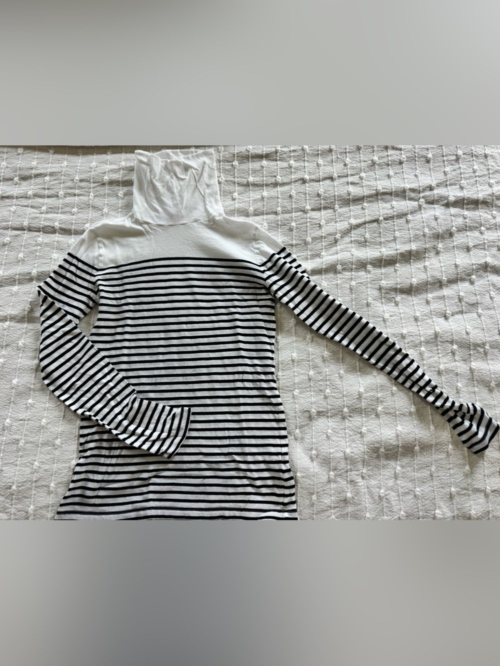 J crew striped tissue turtleneck xxs black and white